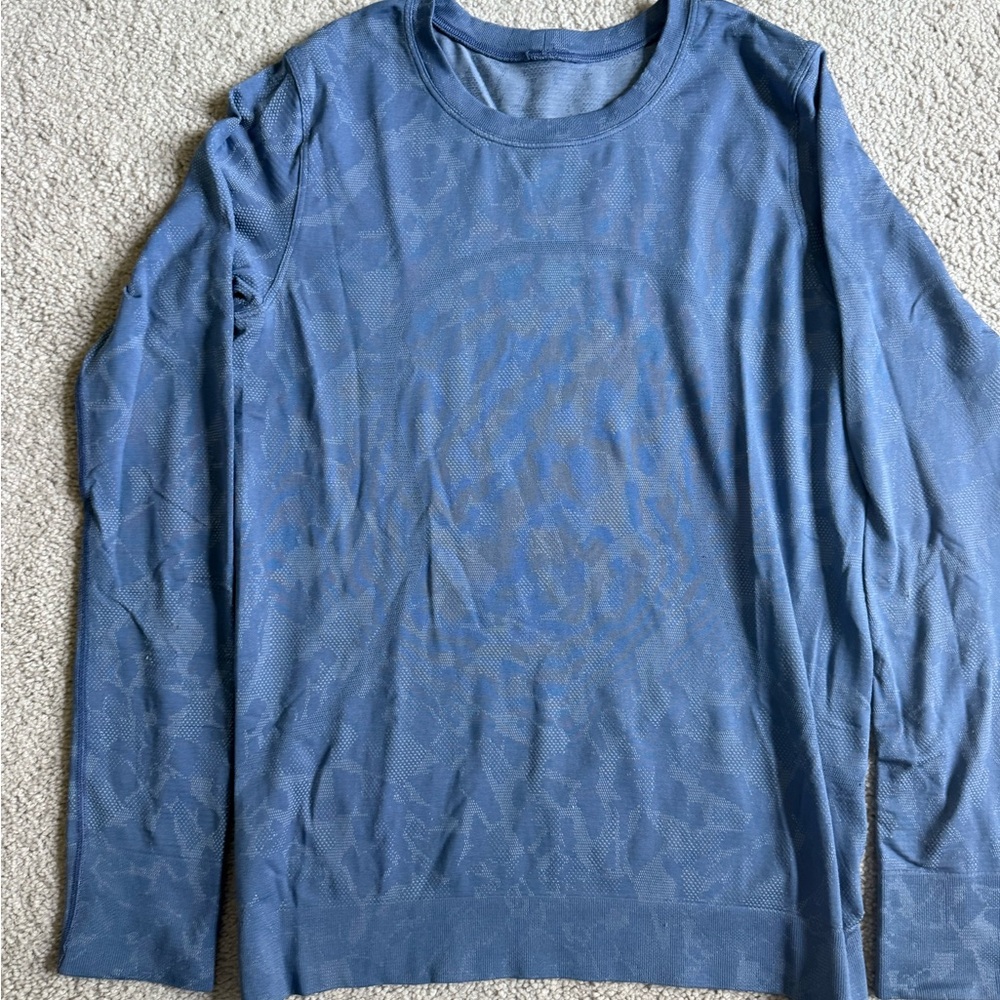 Lululemon long sleeve swiftly tech